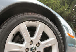 HighgateHouse Decals for Jaguar XK8 Wheels